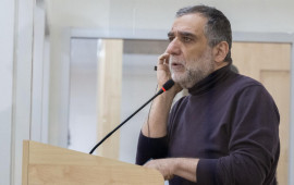 Vardanyan F&uuml;zulinin şeirini OXUDU