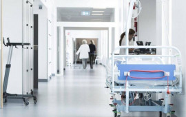 Gəncədə sərnişin avtobusu ilə y&uuml;k maşını toqquşdu  xəsarət alan var