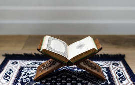 Quran məzarlığı: köhnə kitabları nə edirlər?
