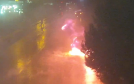 Yasamalda avtomobil yandı  sıxlıq yarandı 