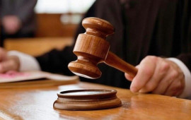 Bakıda kişi həyat yoldaşını parkda qətlə yetirib  MƏHKƏMƏ