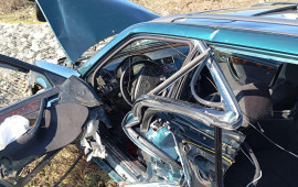 Cəlilabadda buz bağlayan yolda avtomobil aşıb, 2 nəfər xəsarət alıb 