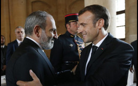 Paşinyan Parisdə Makronla görüşdü