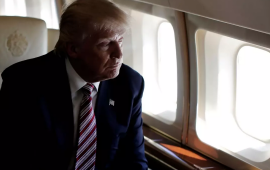 Trampın təyyarəsində nasazlıq  Təcili geri qayıtmalı oldu