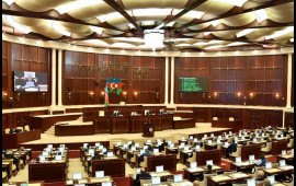 Parlamentin n&ouml;vbəti iclası BAŞLADI