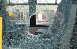 Bakıda avtobusla minik avtomobili toqquşub  FOTO