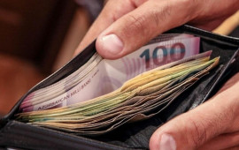 700 min nəfərin maaşı ARTACAQ