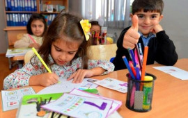 “Uşaq təhsili unudulub  Binalar bağçasız tikilir”  Parlamentdə məsələ qaldırıldı
