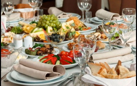 Türkiyədə restoranlarda servis haqqı ləğv edildi