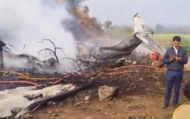 Hindistanda təyyarə qəzası: &Ouml;lənlər arasında nazir m&uuml;avini də var 