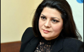 ““Qurani Kərim” gətirin, əlimi basım”  Efirdə özündən çıxdı