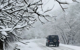 Bu yolu gedənlərin NƏZƏRİNƏ  Yol tamamilə buz bağladı