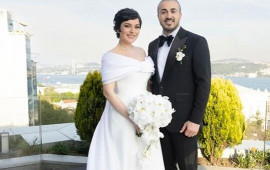 İki illik evlilikləri bitir 
