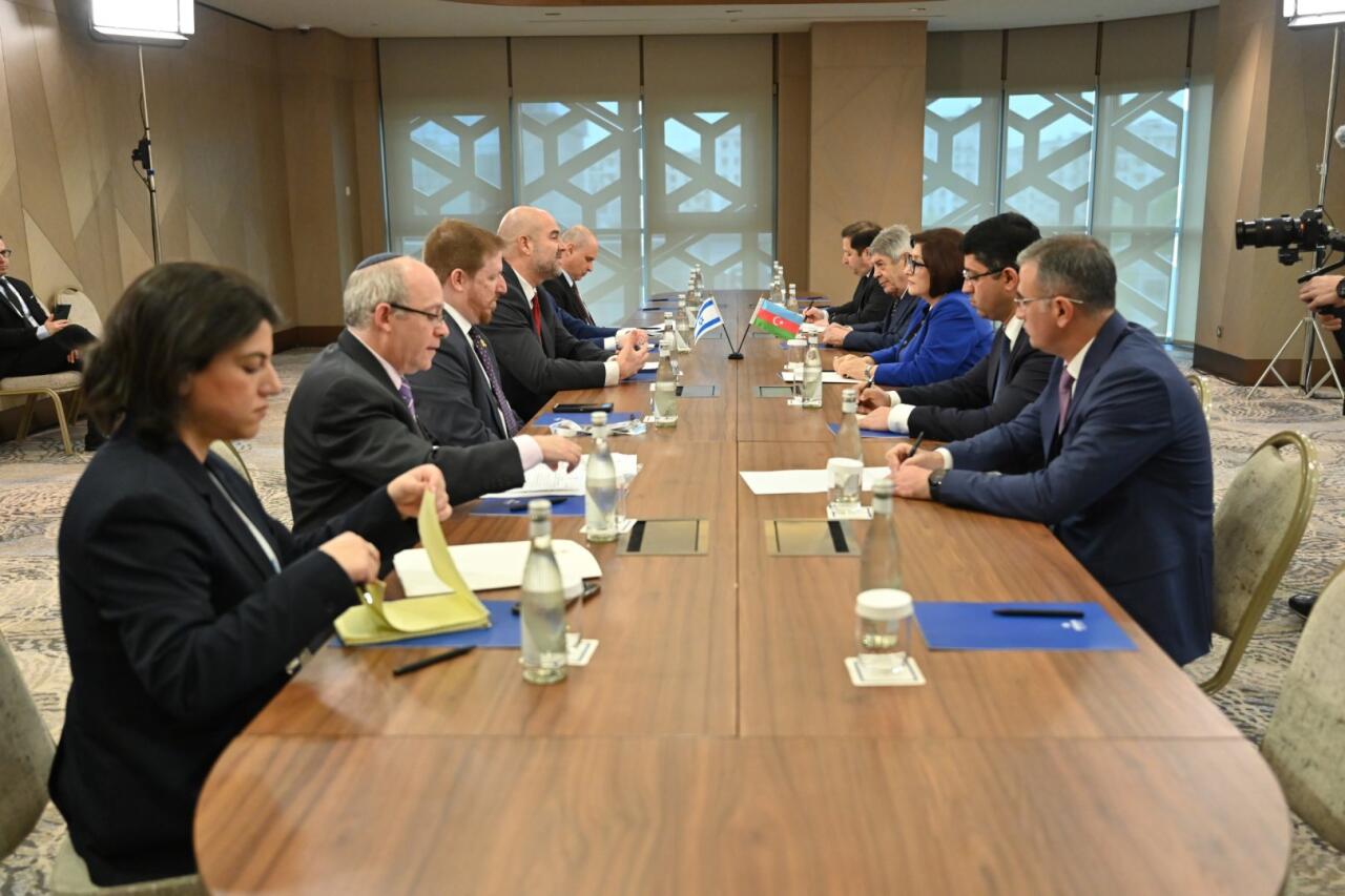 Milli Məclisin sədri Sahibə Qafarova İsrail Knessetinin sədri Amir Ohana ilə görüşüb 