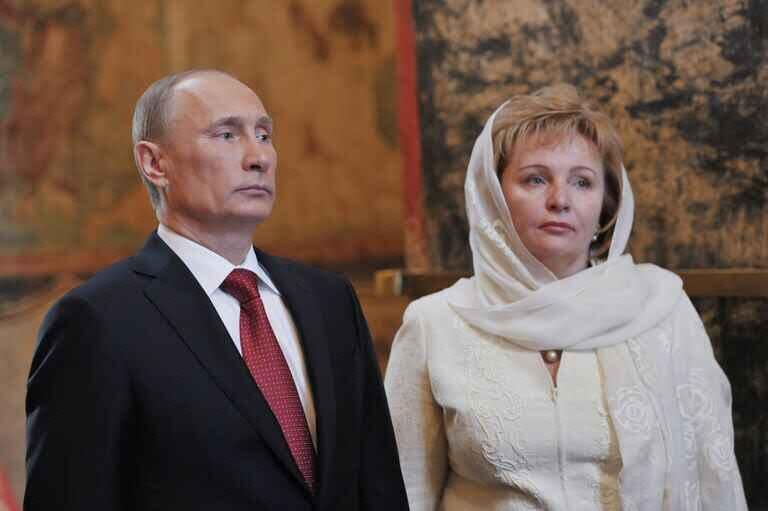 Putinin keçmiş arvadı sanksiya siyahısında 