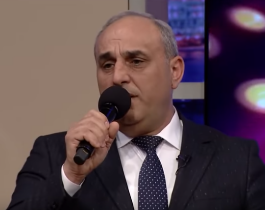 Əməkdar artist: "Toyda ifam saxlanıldı, mikrafonu qoyub GETDİM"  VİDEO