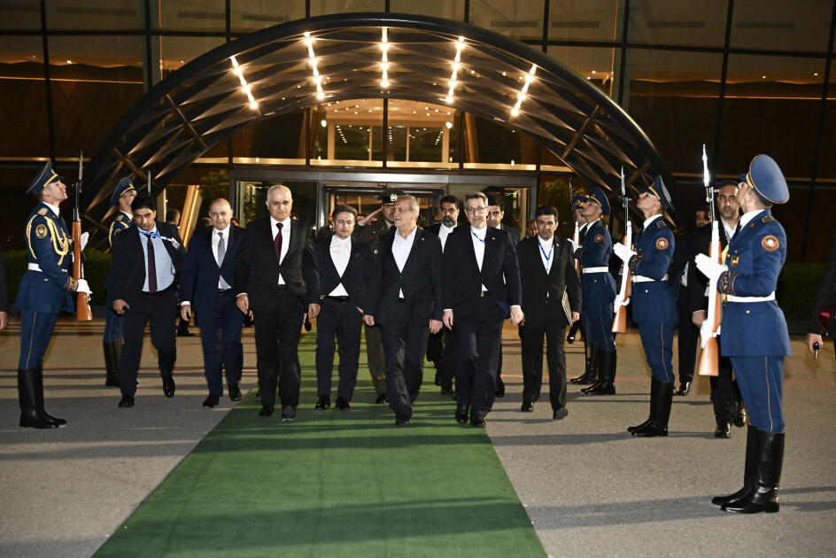 İran Prezidentinin Azərbaycana rəsmi səfəri başa çatdı 