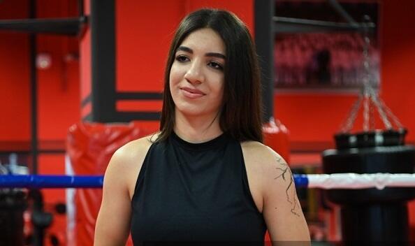 Tulin kafedə qadını döyüb  Şikayətçi var
