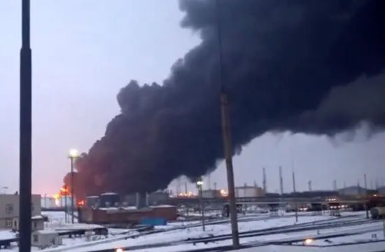 Rusiyanın 5 ən böyük neft zavodundan biri vuruldu  VİDEO