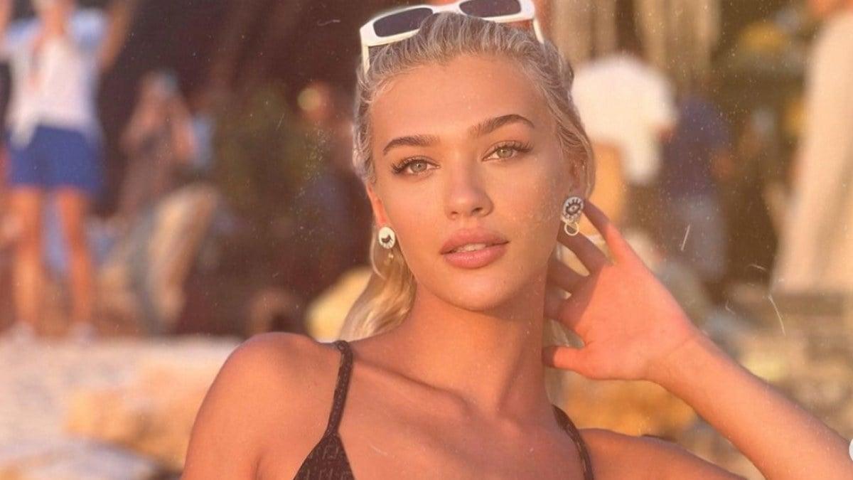 Aktrisa məşhur iş adamı ilə EŞQ YAŞAYIR  FOTO