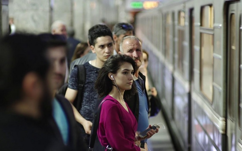 Metroda iki stansiya birləşdirilir  200 metrlik tunel inşa ediləcək