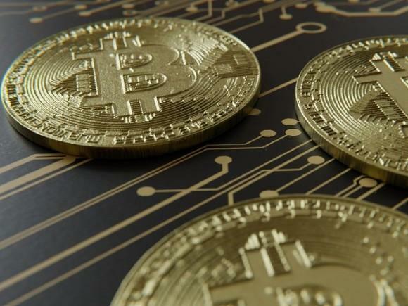 "Bitcoin" kəskin ucuzlaşdı