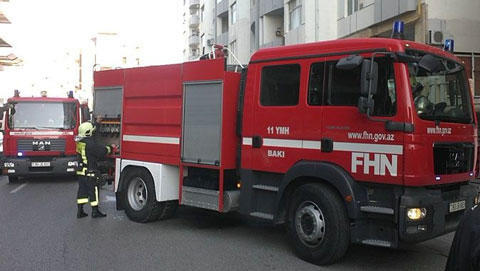 Bakıda yataqxanada yanğın  üç nəfər tüstüdən zəhərləndi 