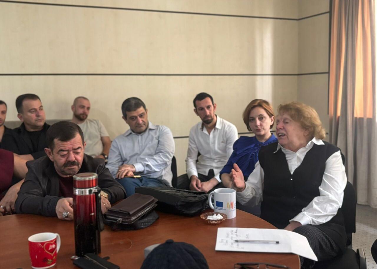 Dövlət Milli Gənc Tamaşaçılar Teatrında yeni tamaşanın oxunuş məşqlərinə başlanılıb  FOTO