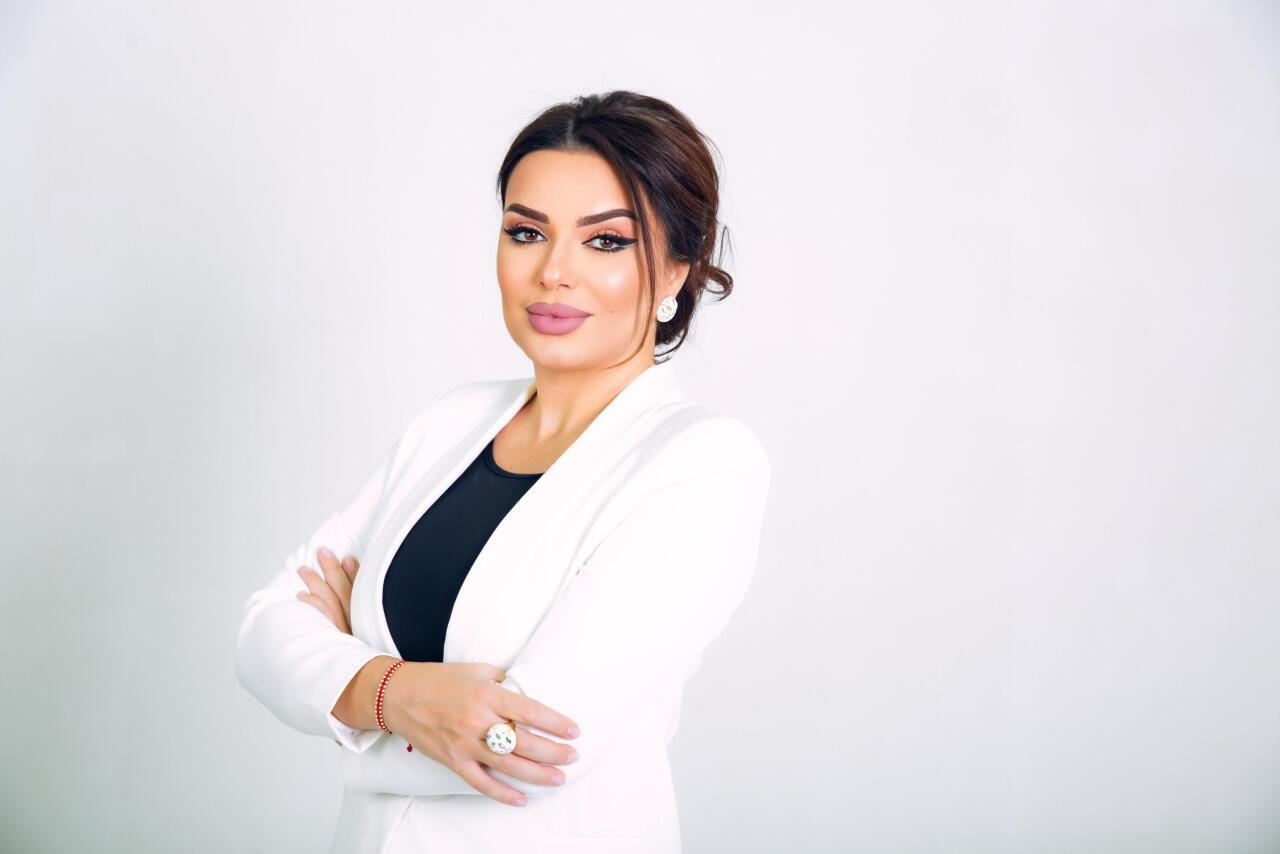"Biri var, Tamaradı, Kəmalədi...Dilənçi kimi kişidən pulları birbir alır"