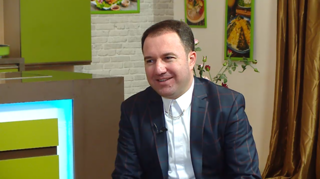 "Orada ədəbsiz, "tərbiyəsiz" ifaçılar olmur"