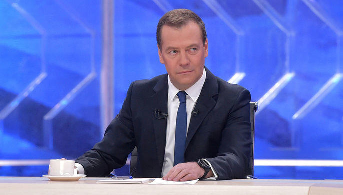 Yekun qələbə yaxındır  Medvedyev
