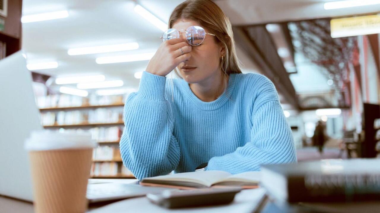 Psixiatr stresin gizli əlamətlərini açdı