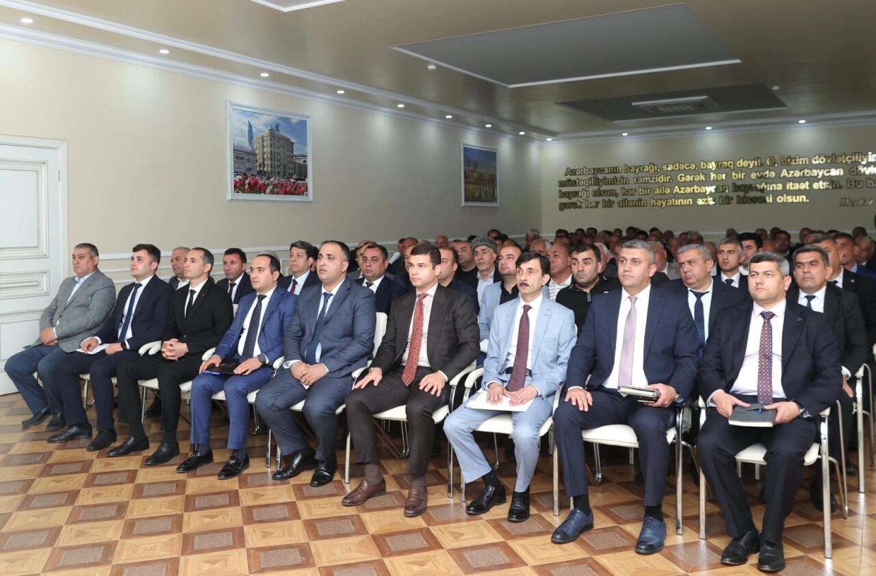 Sahibkarlarla növbəti görüş Ağcabədi rayonunda təşkil olunub  FOTO