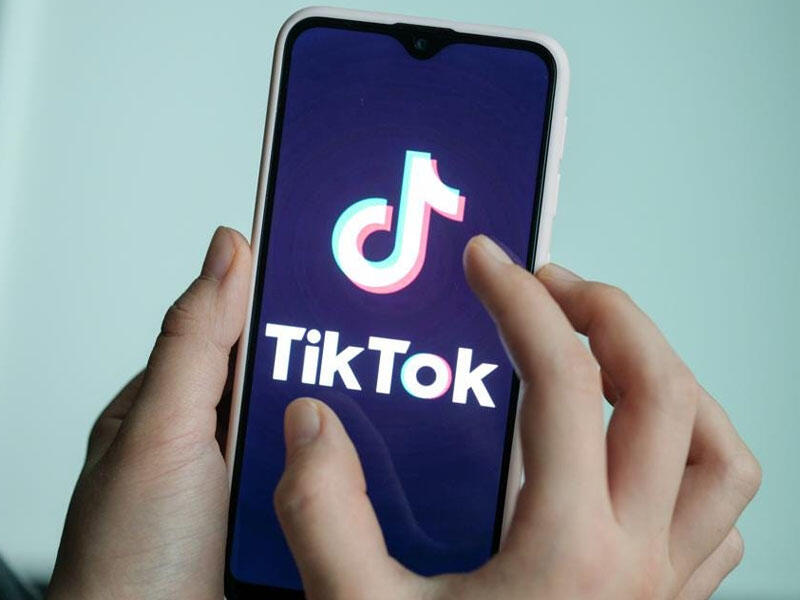Tiktokda 23 nəfərə “ucuz telefon” satdı 