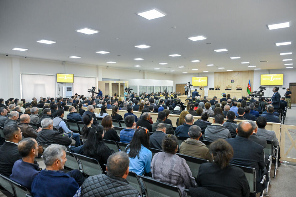 "Bizə deyirdilər ki, Qarabağ ermənilərindir, çıxın gedin" 