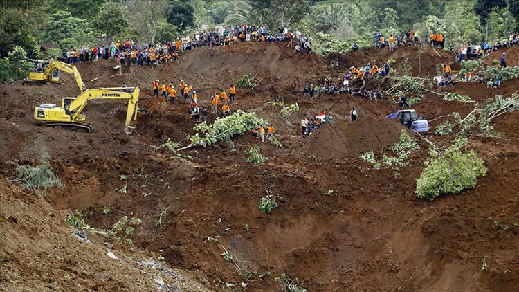 Torpaq sürüşməsi oldu  Xeyli sayda ölən və itkin düşən var