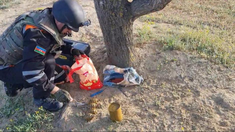 Sarayda əl qumbaraları tapıldı  FOTO