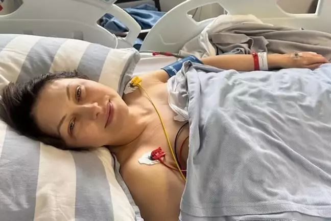 "48 il ürəyimdə dəliklə yaşamışam" 