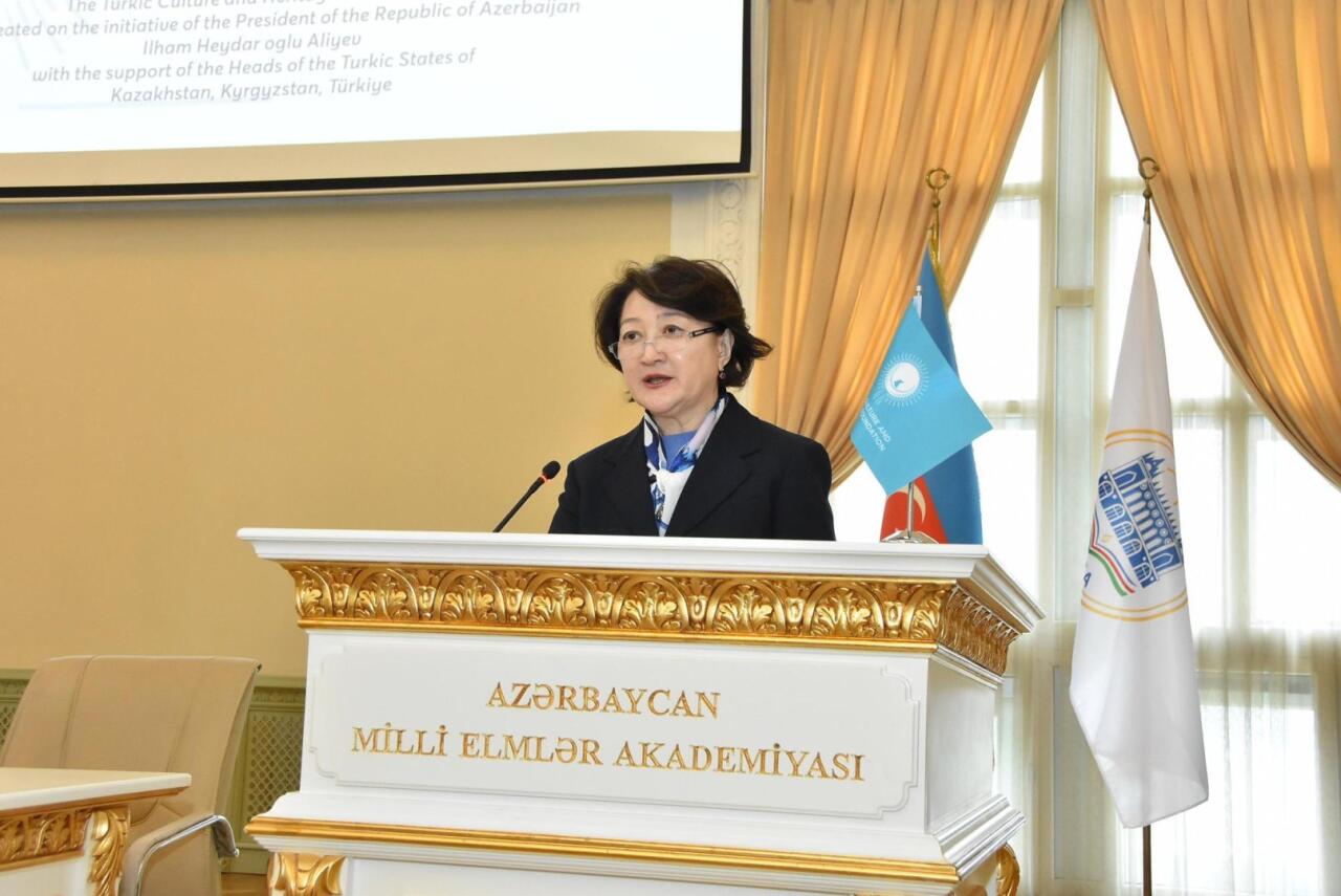 Aktotı Raimkulova İlham Əliyevi təbrik edib