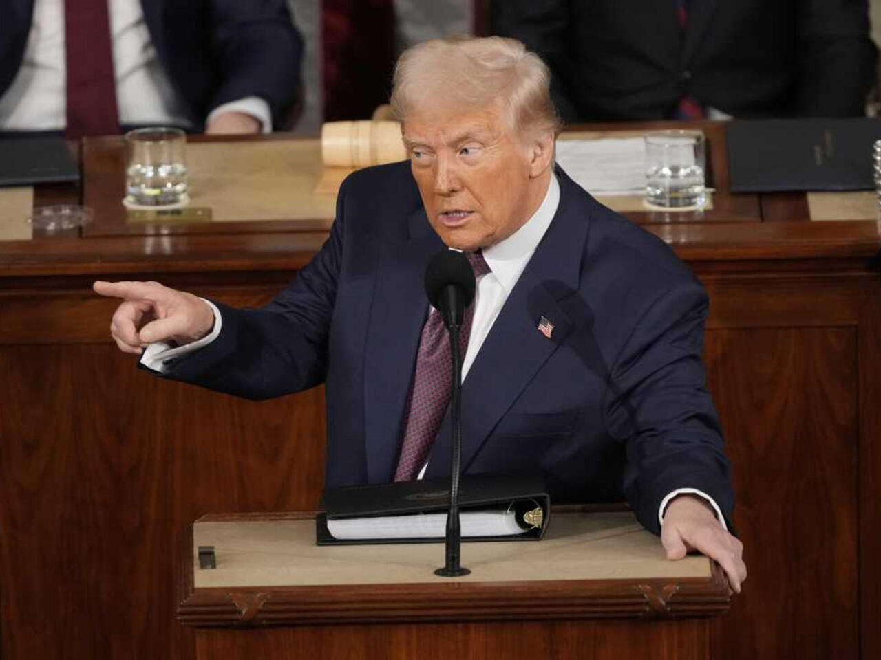 Tramp: "Putinə dedim ki..."