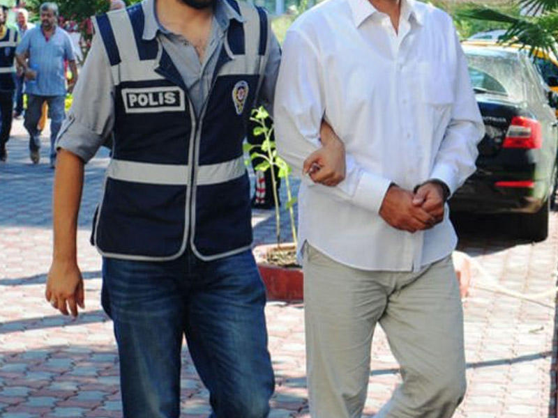 Bu azərbaycanlı Türkiyədən qovuldu  Digərinə cinayət işi açıldı 