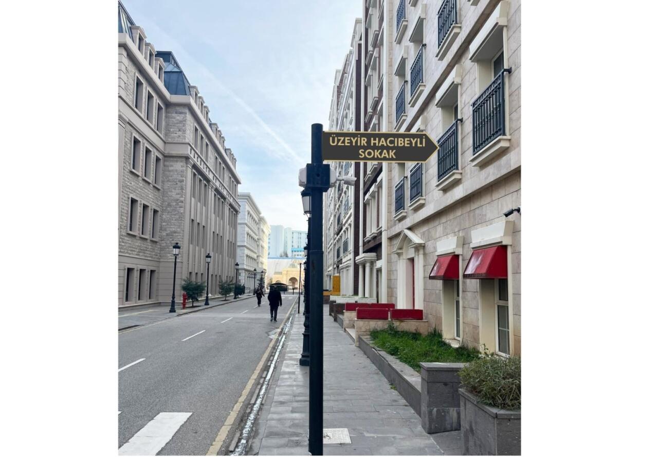 Ankarada k&uuml;&ccedil;ələrdən birinə &Uuml;zeyir Hacıbəylinin adı verilib 