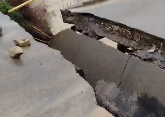 Bakıda körpü uçdu  Əlaqə kəsildi 