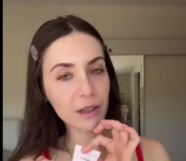 Zəlzələni hiss edən kimi oğlunun yanına qaçdı 