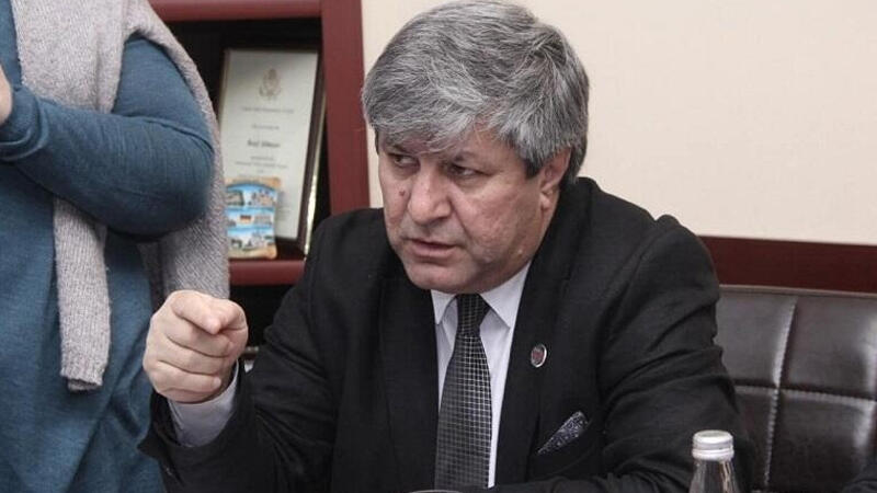 Əvəz Zeynallı cəzadan azad edildi