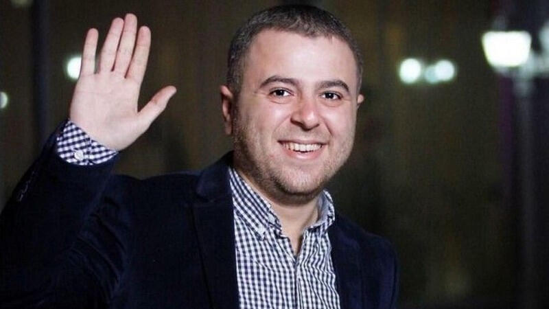 “Ağsaqqal”a məzar daşı qoyuldu 