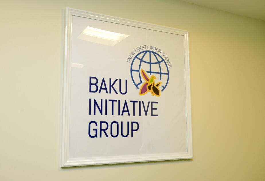 BTQ bütün dünyanın Fransa haqqında bilməli olduğu iyrənclikləri üzə çıxarır  Deputat