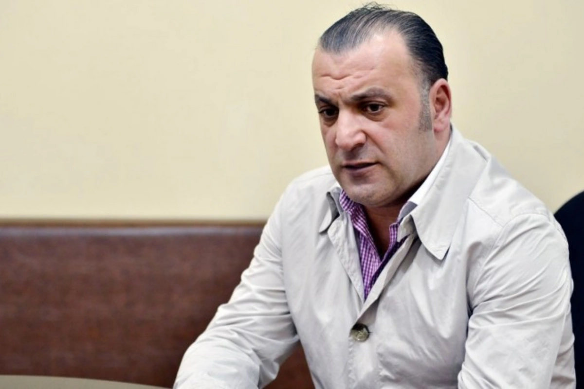 Nazim Elarizlə əlbəyaxa davasından danışdı 