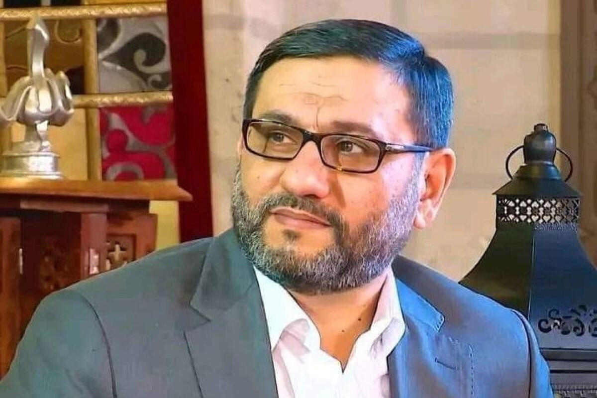 Hacı Şahinin vəfatından 2 il ötür  oğlu məzarı üstə  VİDEO
