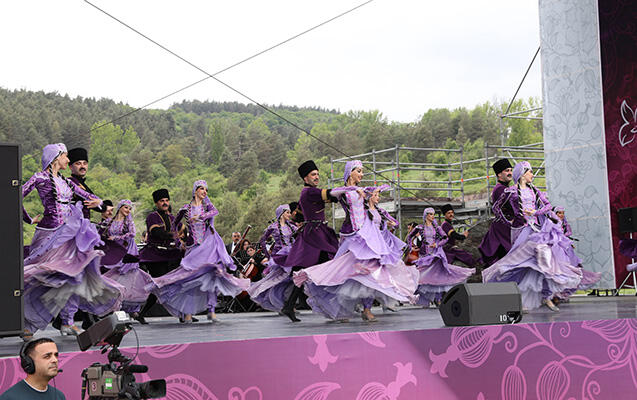 Şuşada “Xarıbülbül” musiqi festivalının açılışı oldu 